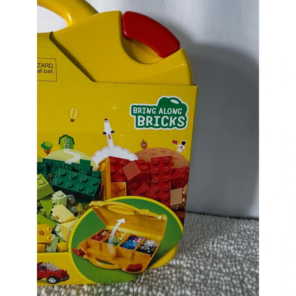 LEGO Classic‎ Creative Suitcase 10713 Building Toy 213 Pieces New in Package